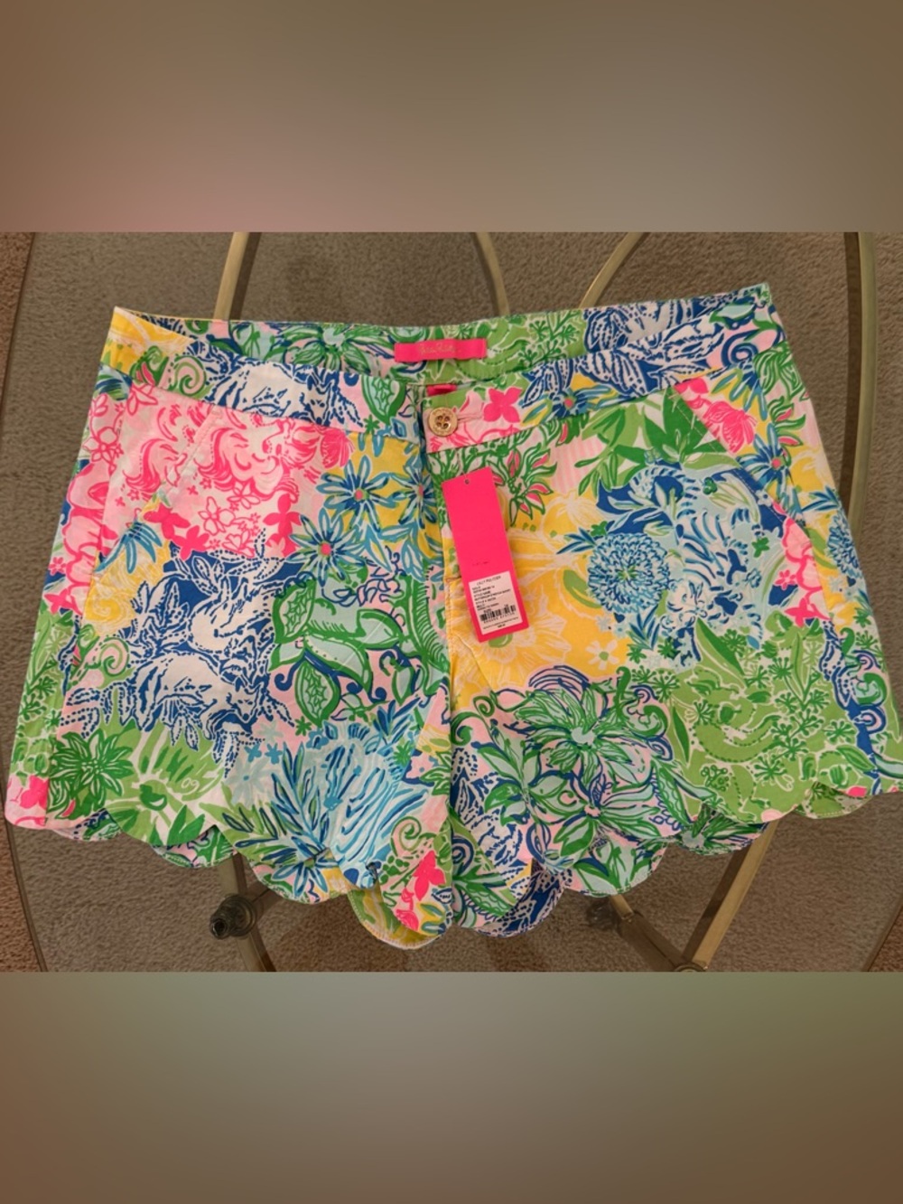 🆕 LILLY PULITZER BUTTERCUP STRETCH SHORTS